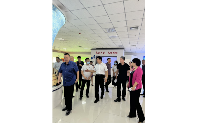 唐山市政协副主席、党组成员董学忠一行来我公司调研视察